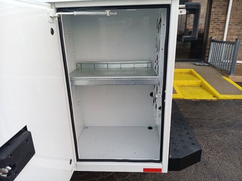 New 2024 RAM 5500 Tradesman image 39