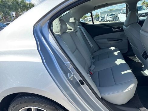 Used 2018 Acura TLX 2.4L image 27