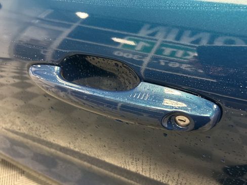 Used 2020 Ford Escape SE Sport image 10