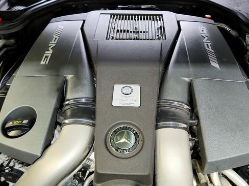 Used 2013 Mercedes-Benz SL 63 AMG image 28