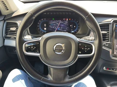 Used 2023 Volvo XC90 B5 Core AWD/4WD image 10
