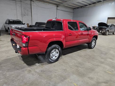 Used 2020 Toyota Tacoma SR AWD/4WD image 14