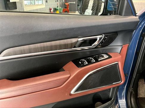 Used 2023 Kia Telluride SX Prestige image 10