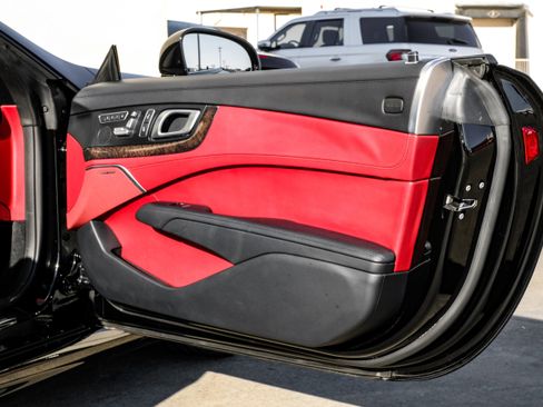 Used 2016 Mercedes-Benz SL 400 w/ Premium I Package image 34