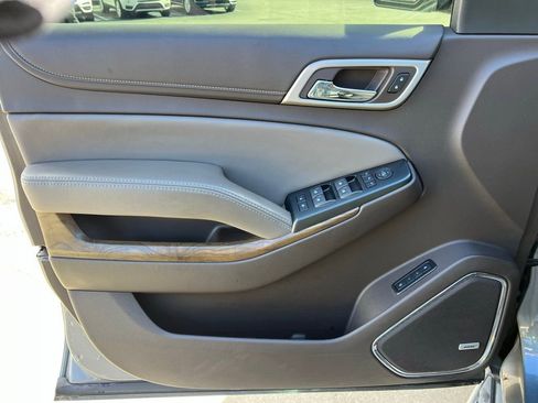 Used 2019 GMC Yukon XL Denali w/ Open Road Package image 36