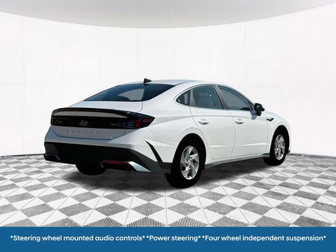 Certified 2025 Hyundai Sonata SE FWD image 12