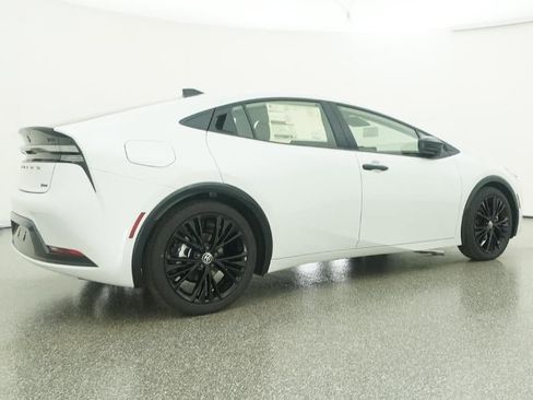 New 2026 Toyota Prius Plug-In Hybrid image 25