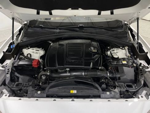 Used 2019 Jaguar F-PACE Prestige image 29