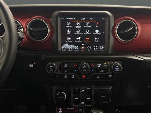 Used 2022 Jeep Wrangler Unlimited Rubicon image 28