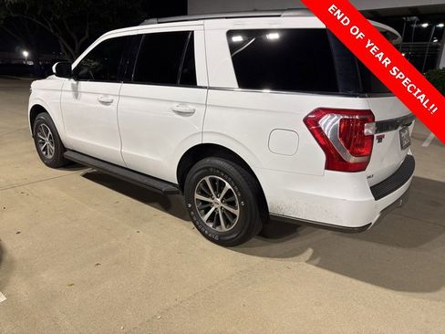 Used 2021 Ford Expedition XLT image 4