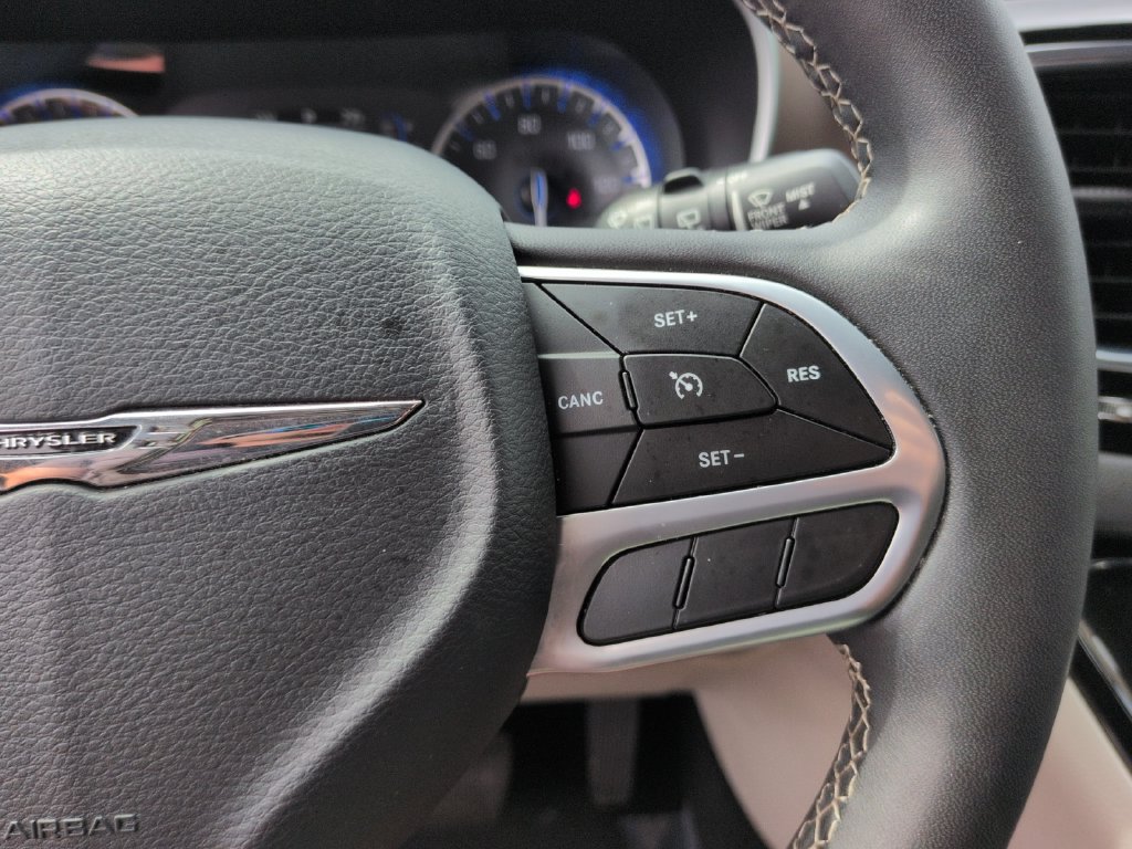 Used 2024 Chrysler Voyager LX FWD image 19