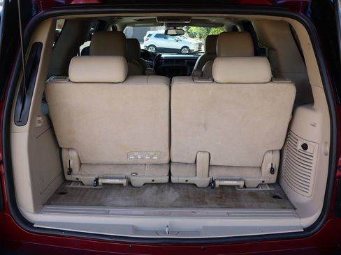 Used 2011 GMC Yukon Denali image 14