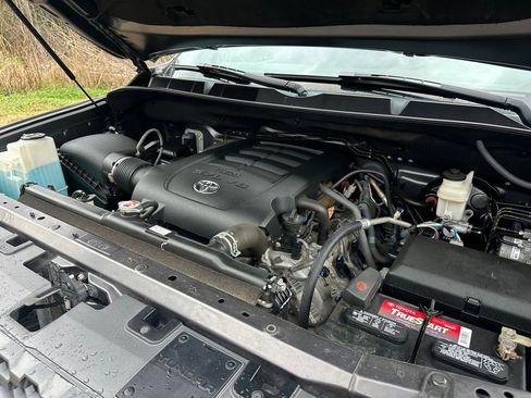 Used 2020 Toyota Tundra SR5 w/ SR5 Upgrade Package image 21