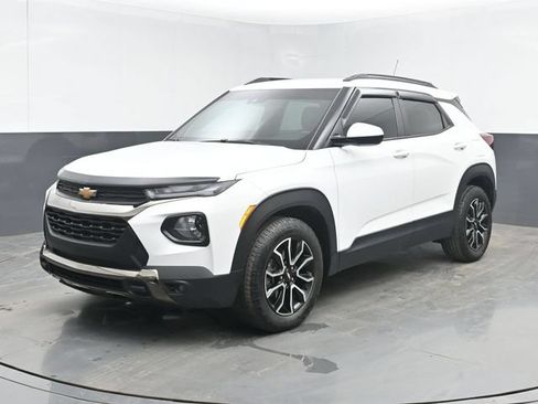 Used 2023 Chevrolet TrailBlazer ACTIV w/ Convenience Package FWD image 5