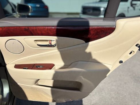 Used 2012 Lexus LS 460 image 15