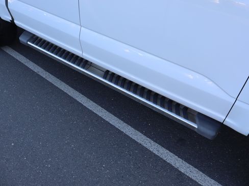 Used 2021 Ford F150 Lariat w/ Equipment Group 501A Mid image 11