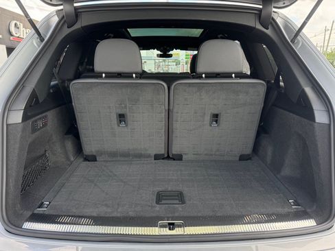 Used 2021 Audi Q7 3.0T Prestige w/ Prestige Package AWD/4WD image 16