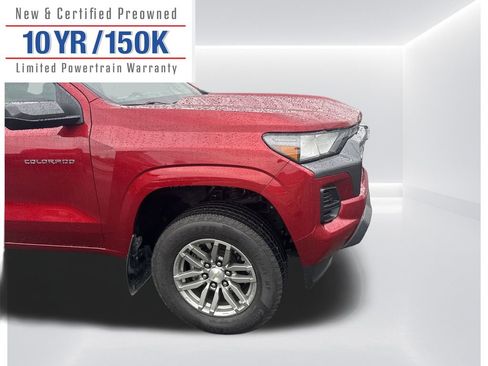 Used 2024 Chevrolet Colorado LT image 4