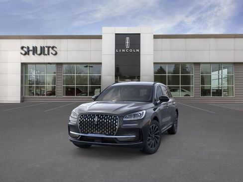 New 2026 Lincoln Corsair Reserve image 2