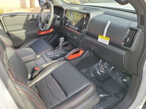 New 2026 Nissan Frontier PRO-4X w/ Pro Premium Package image 11