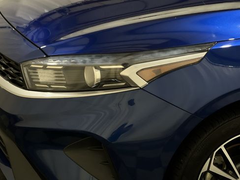 Used 2023 Kia Forte LXS w/ LXS Technology Package FWD image 13