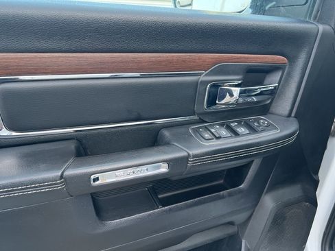 Used 2017 RAM 2500 Laramie w/ Protection Group image 12