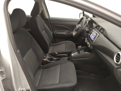 Used 2022 Nissan Versa S FWD image 21