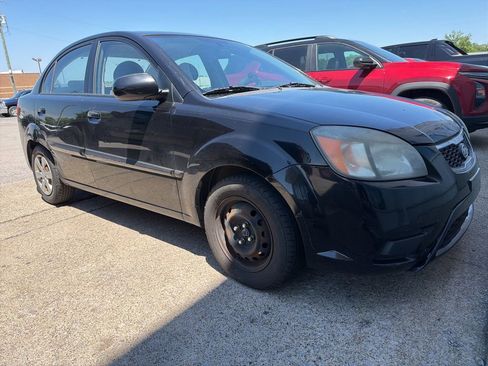 Used 2010 Kia Rio LX FWD image 2