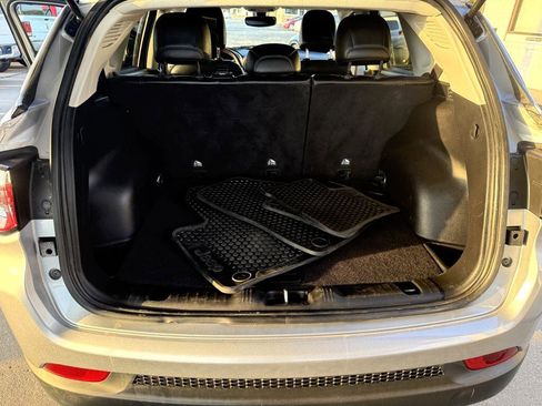 Used 2021 Jeep Compass Latitude w/ Convenience Group image 10