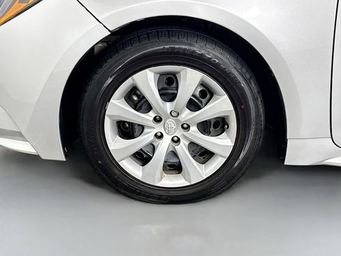 Certified 2023 Toyota Corolla LE image 19