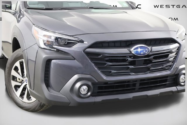 Used 2025 Subaru Outback Premium AWD/4WD image 47