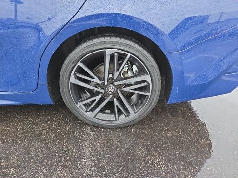 Used 2025 Toyota Camry XSE w/ Premium Plus Package image 10