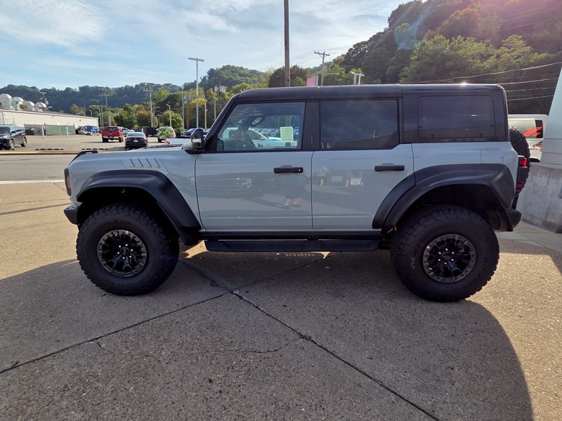 New 2026 Ford Bronco Raptor AWD/4WD image 4