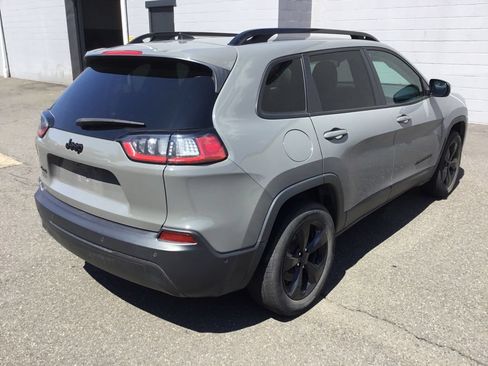 Used 2023 Jeep Cherokee Altitude Lux w/ Lux Elite Package AWD/4WD image 5