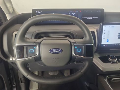 Used 2025 Ford Expedition Max Active image 11