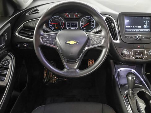 Used 2016 Chevrolet Malibu LT image 35