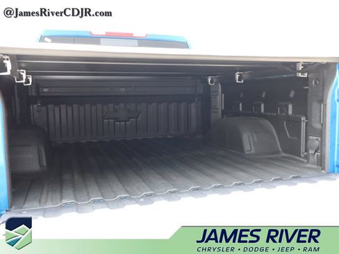 Used 2023 Chevrolet Silverado 1500 RST w/ Convenience Package II AWD/4WD image 15