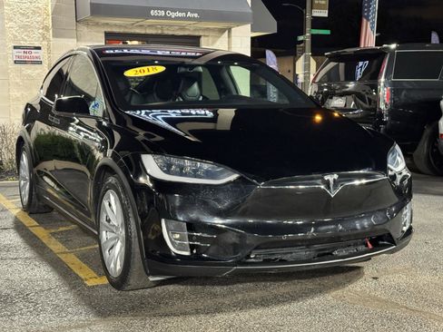 Used 2018 Tesla Model X 75D image 9