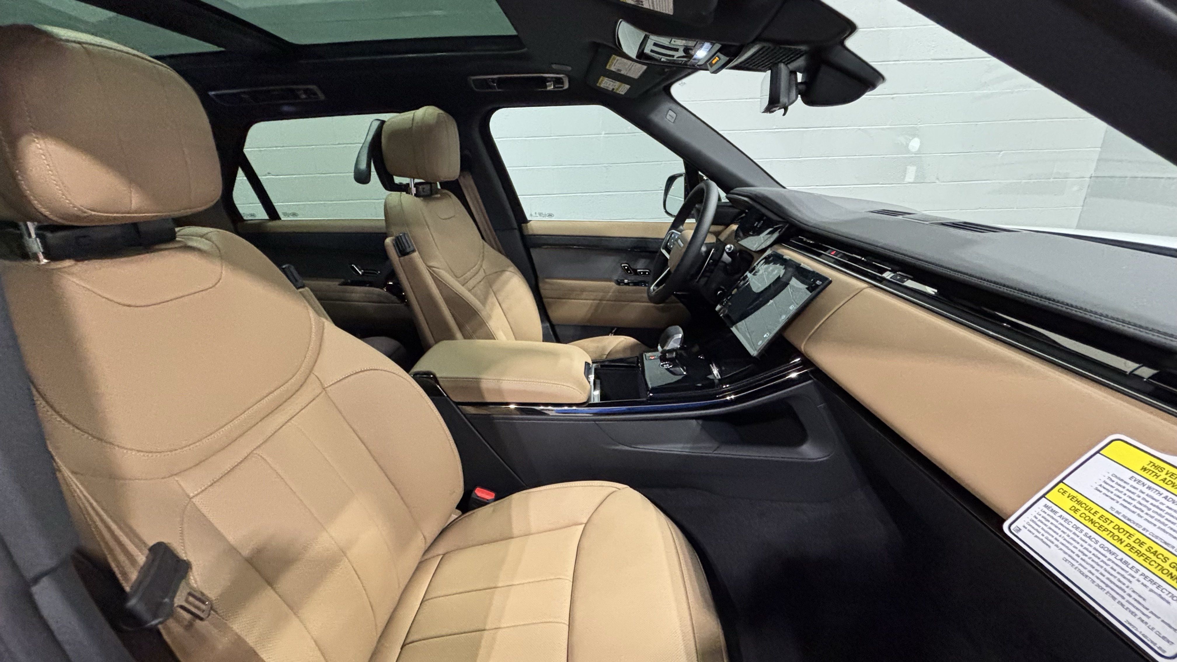 New 2026 Land Rover Range Rover Sport SE AWD/4WD image 14