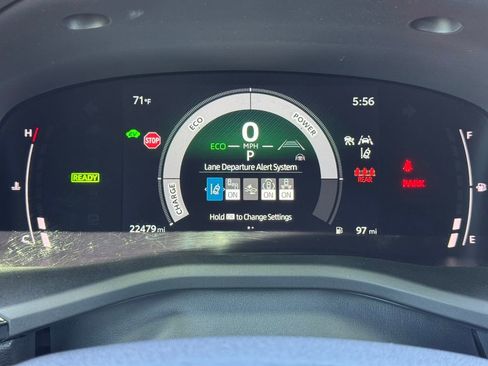 Used 2025 Toyota Camry SE FWD image 27