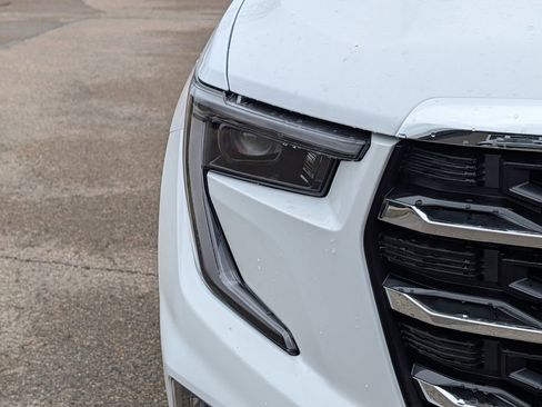 New 2026 GMC Acadia Elevation w/ Elevation Premium Package AWD/4WD image 4