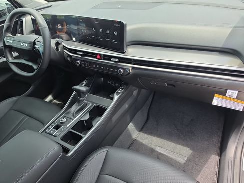 New 2026 Kia Sorento S w/ S Panoramic Sunroof Package FWD image 11
