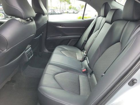 Used 2023 Toyota Camry XSE image 7