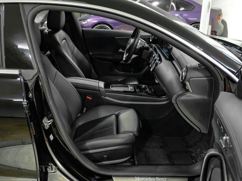 Used 2025 Mercedes-Benz CLA 250 4MATIC w/ Driver Assistance Package image 36