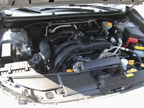 Used 2018 Subaru Crosstrek 2.0i AWD/4WD image 15