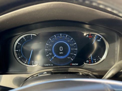 Used 2016 Cadillac Escalade ESV Platinum AWD/4WD image 33