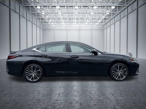 Used 2023 Lexus ES 300h w/ Premium Package FWD image 22