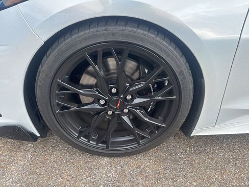 Used 2023 Chevrolet Corvette Stingray Preferred Cpe w/ Z51 Performance Package image 9