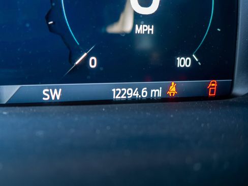 Used 2024 Ford F250 Lariat w/ Sport Appearance Package image 18