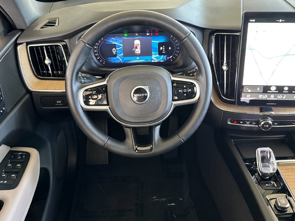 Certified 2026 Volvo XC60 B5 Plus AWD/4WD image 13